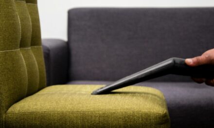 5 proven techniques to remove smoke smell from upholstery and textiles